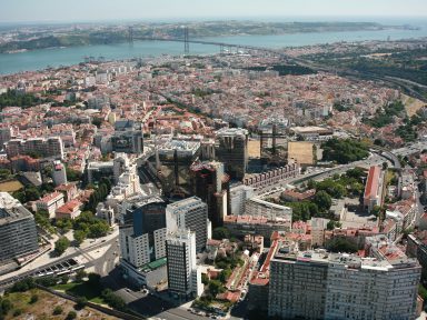 Portugal sobre pela primeira vez ao 12º lugar no ranking de competitividade do turismo do Fórum Econômico Mundial