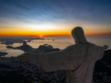 Rio de Janeiro é destino de tradição cultural e religiosa