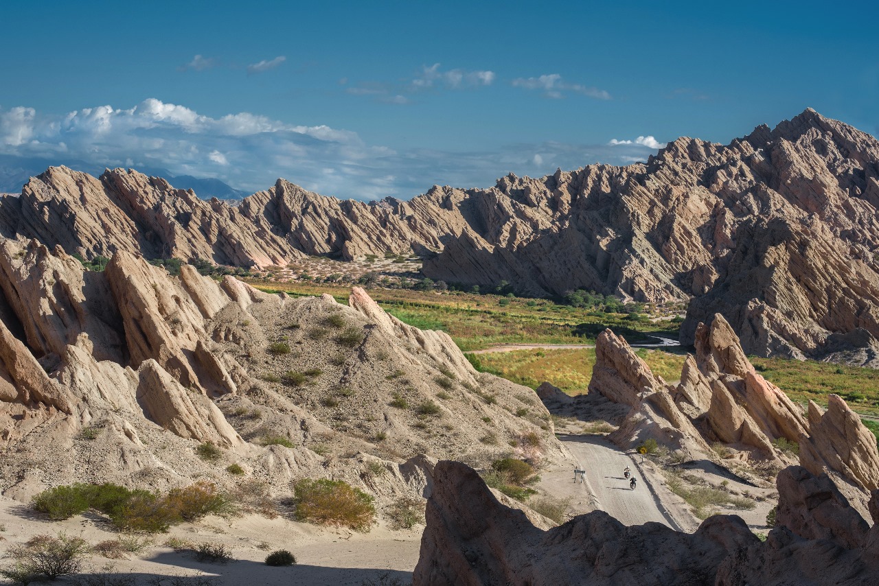 Descubra o verão em Salta: Sabor, cor e aventura!