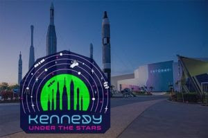 Uma noite especial no Complexo de Visitantes da NASA, pertinho de Orlando!