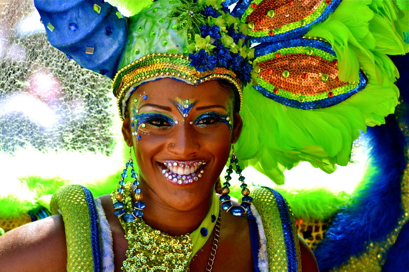 Aruba celebra 70 anos de Carnaval na ilha