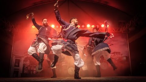 Danças tradicionais tibetanas estreiam no Lozar