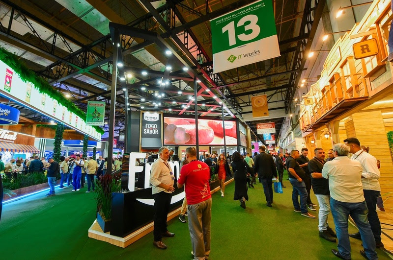 CRS Brands anuncia lançamentos e amplia linha de bebidas finas e ready to drink na APAS 2025