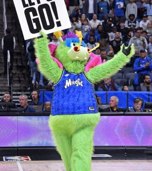 NBA House 2025 recebe o mascote do Orlando Magic “STUFF” em São Paulo