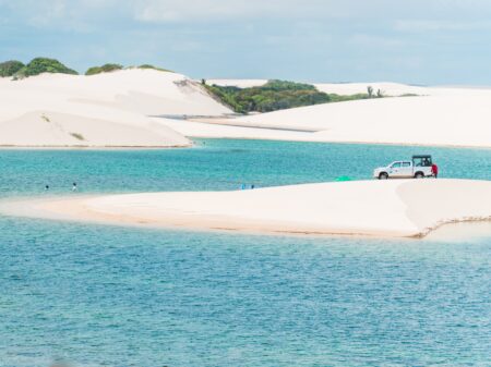 Vila do Junco redefine a estadia nos Lençóis Maranhenses com pacotes que integram hospedagem e passeios