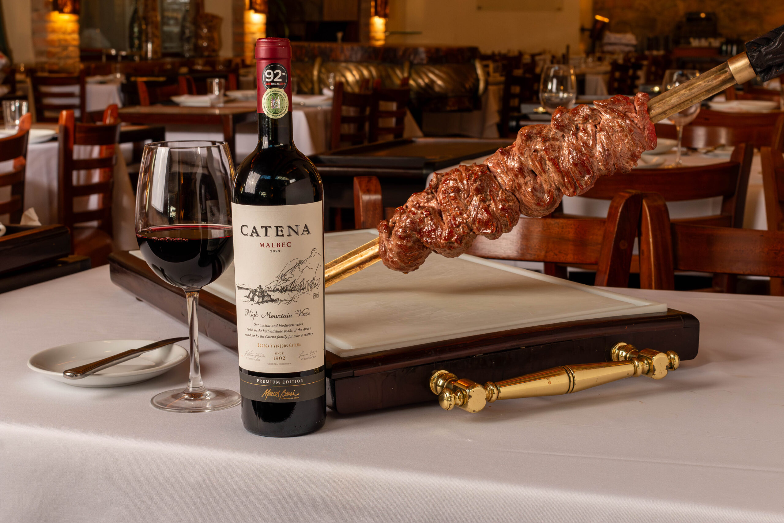 Templo da Carne Marcos Bassi e Catena Zapata lançam edição especial de vinho com festival exclusivo em São Paulo.