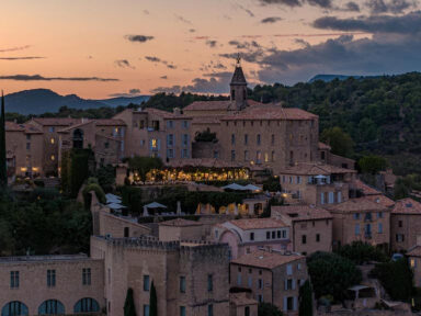 Um conto de fadas na Provença: casamentos exclusivos no Hotel Crillon le Brave