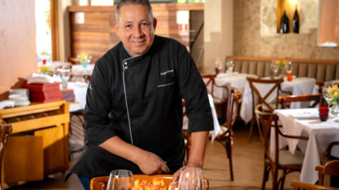 RESTAURANTE DES CUCINA COMEMORA 10 ANOS DE VIDA!